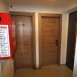 Metrohill Hotel *