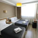 Metrohill Hotel