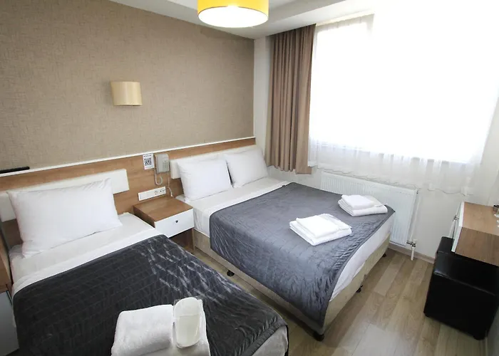 Metrohill Отель